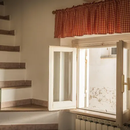 Holidaycasa Macca - Confortevole E Con Vista Mare Lägenhet *